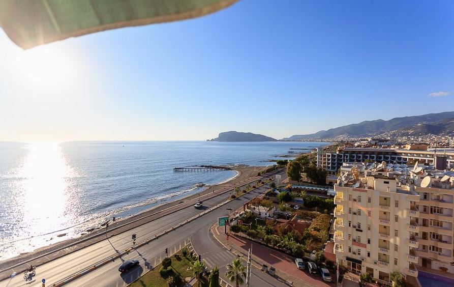 Тосмур Алания